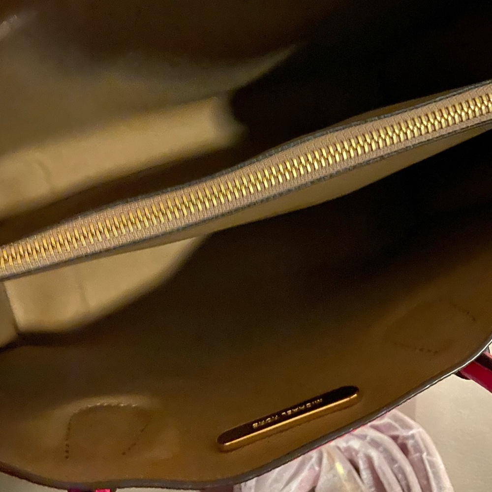 Authentic Michael Kors Purse - image 4